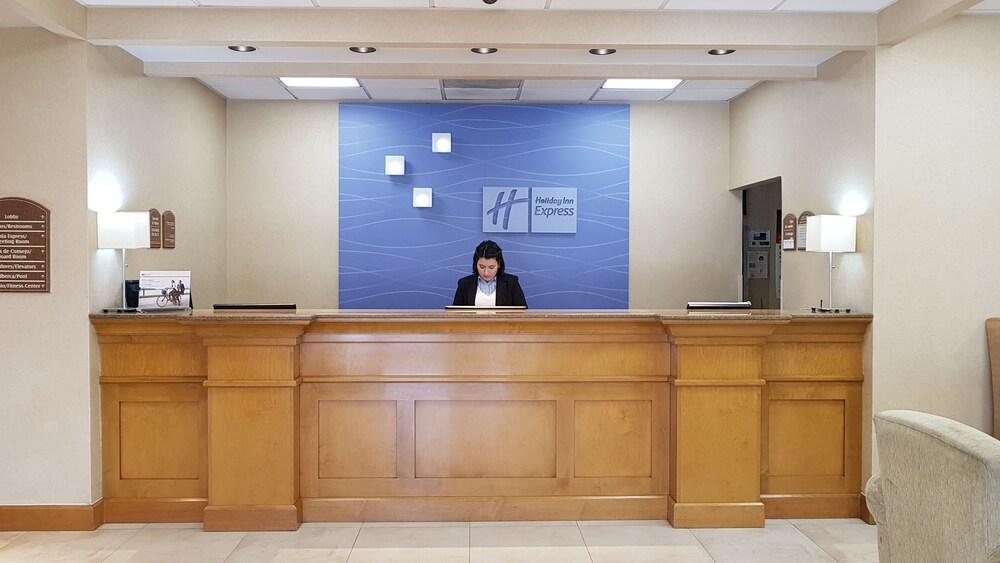 Holiday Inn Express Saltillo Zona Aeropuerto By Ihg Zewnętrze zdjęcie