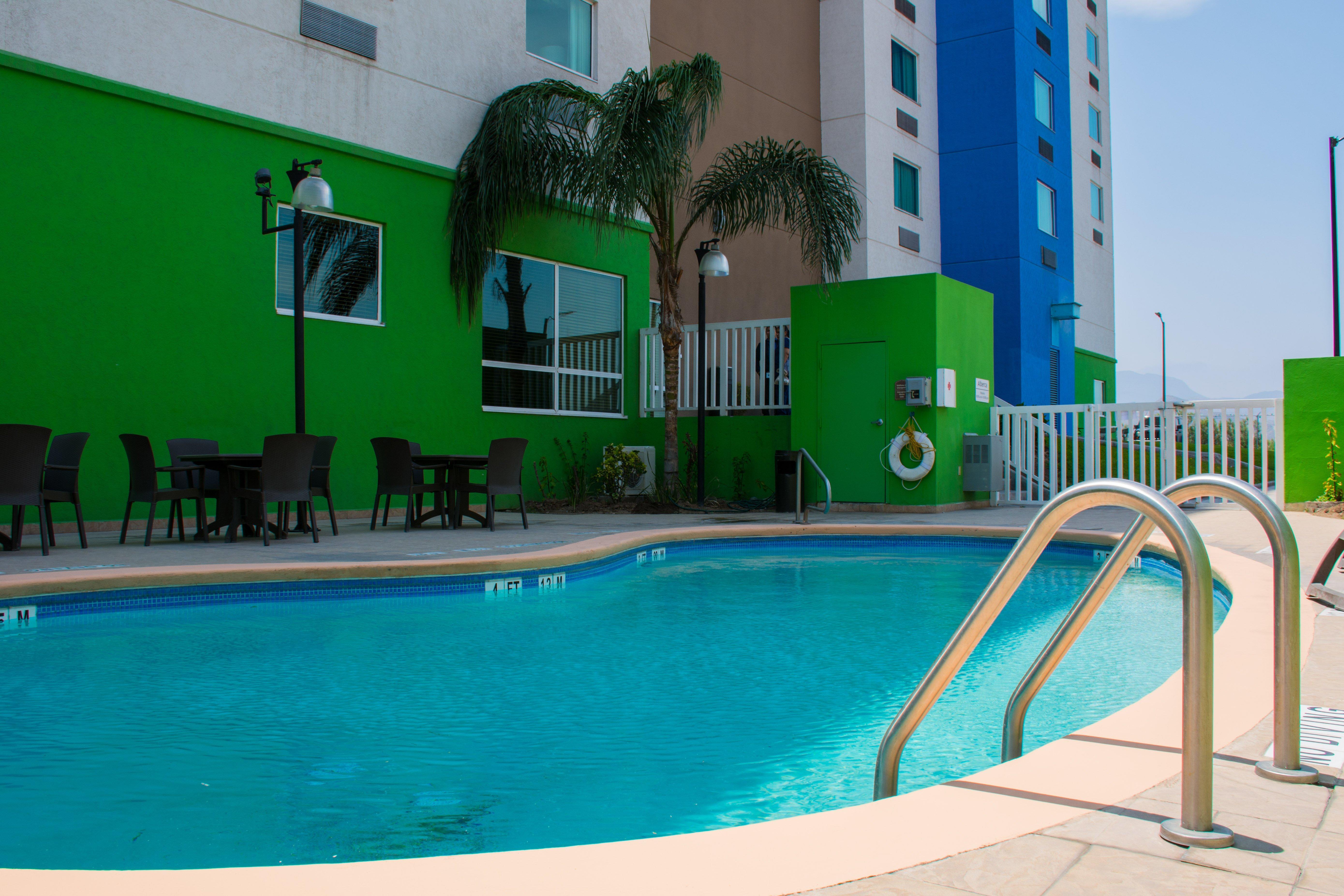 Holiday Inn Express Saltillo Zona Aeropuerto By Ihg Zewnętrze zdjęcie