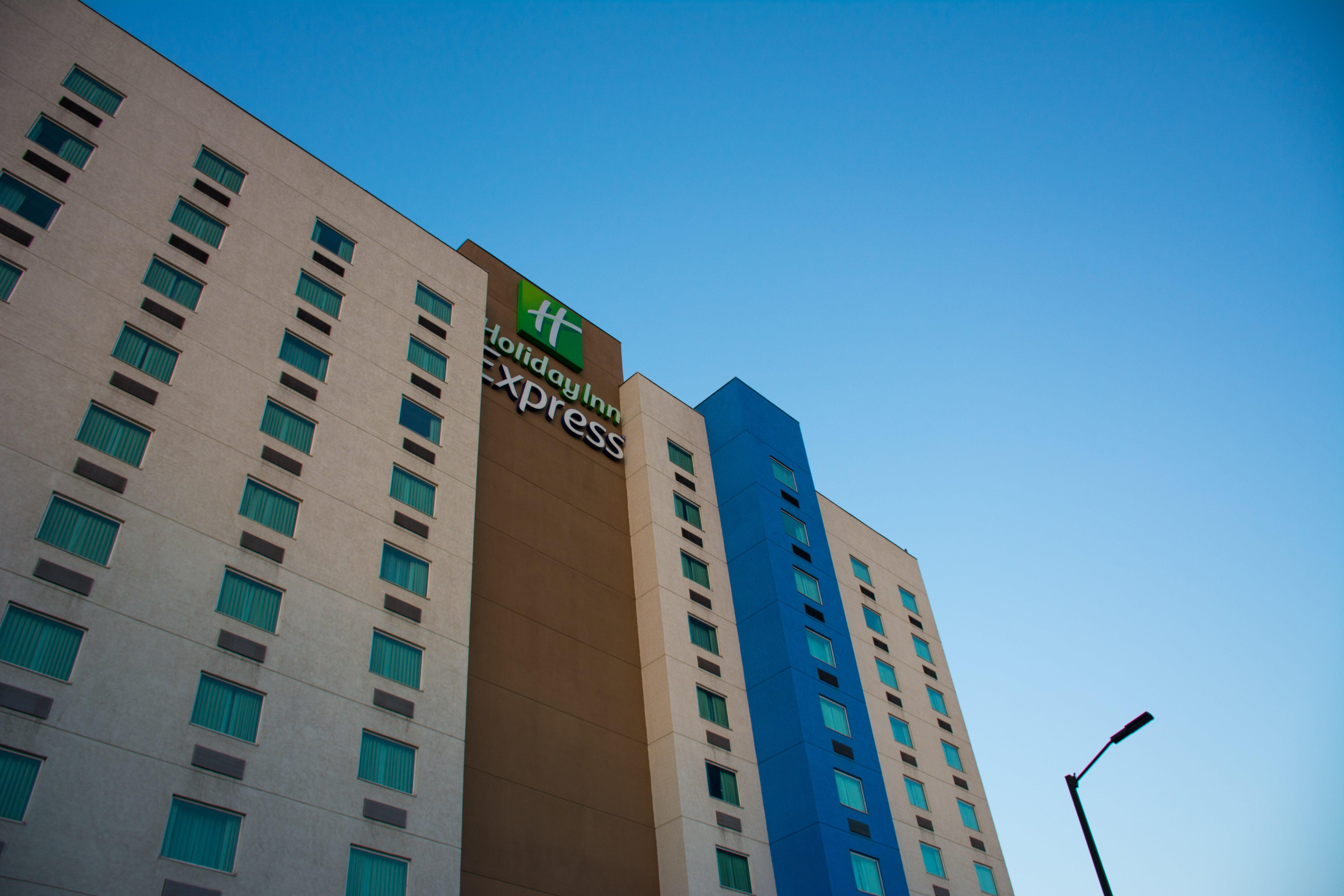 Holiday Inn Express Saltillo Zona Aeropuerto By Ihg Zewnętrze zdjęcie