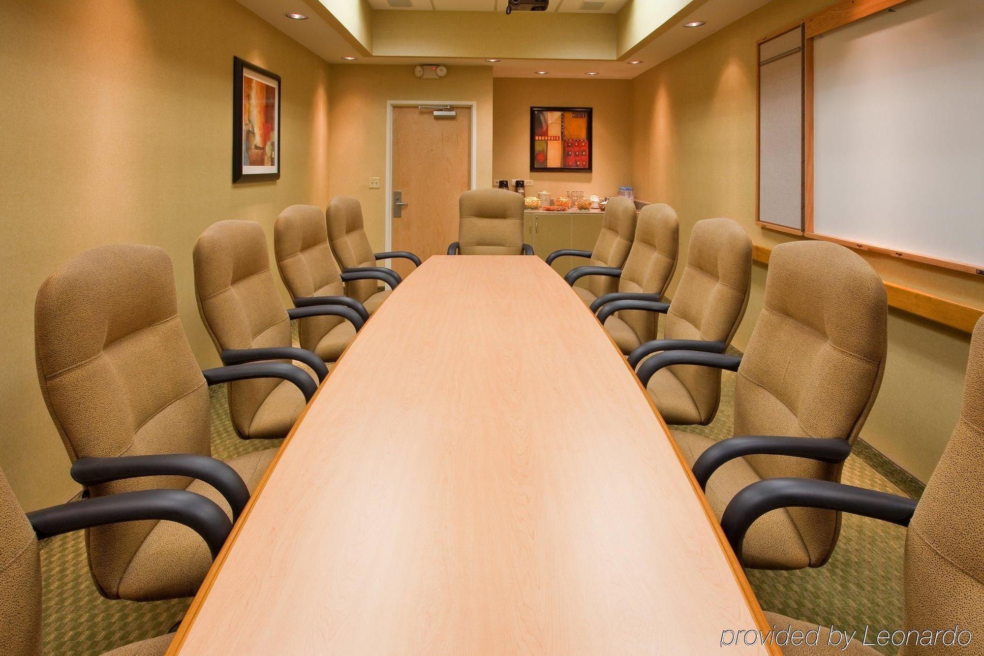 Holiday Inn Express Saltillo Zona Aeropuerto By Ihg Zewnętrze zdjęcie