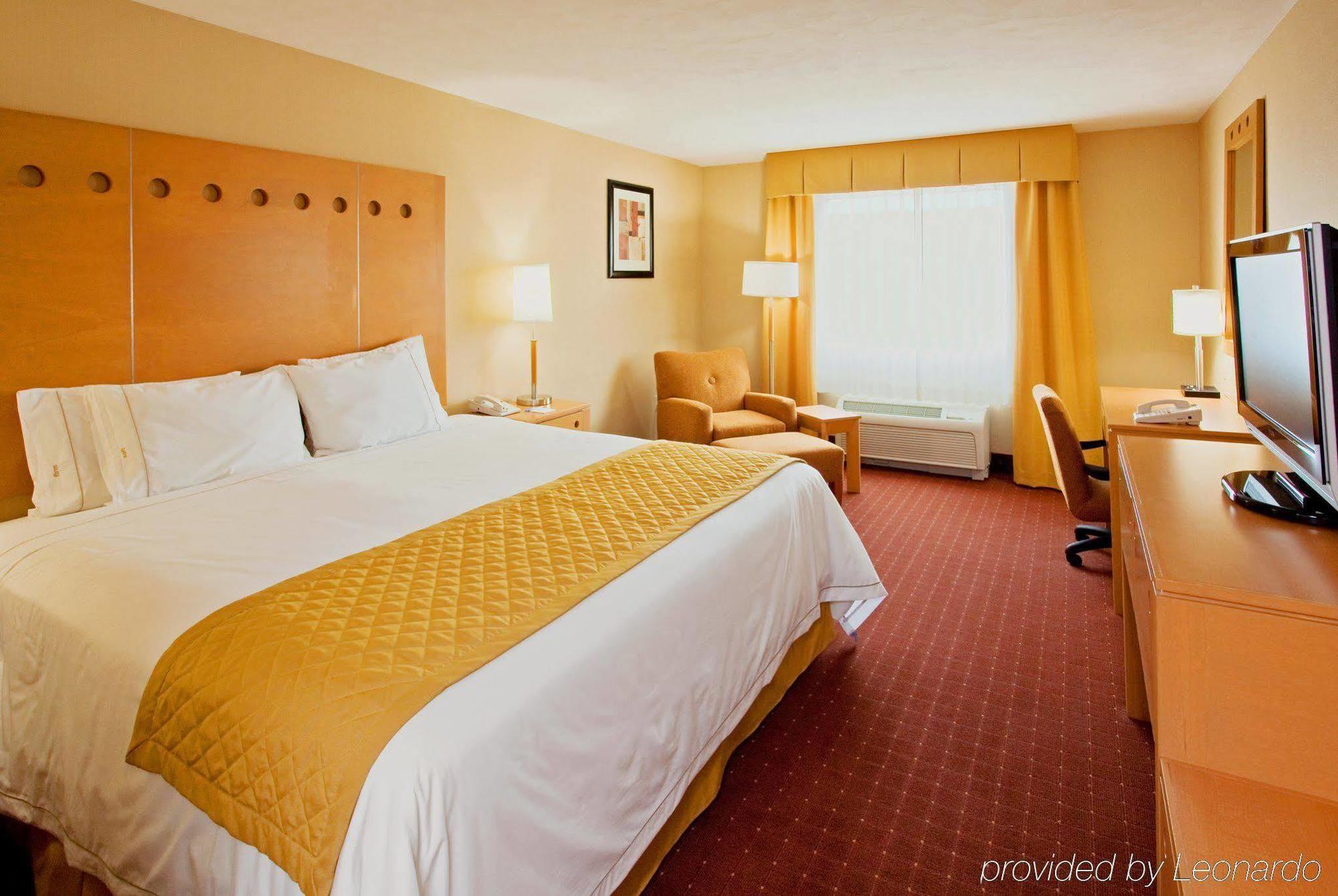 Holiday Inn Express Saltillo Zona Aeropuerto By Ihg Zewnętrze zdjęcie